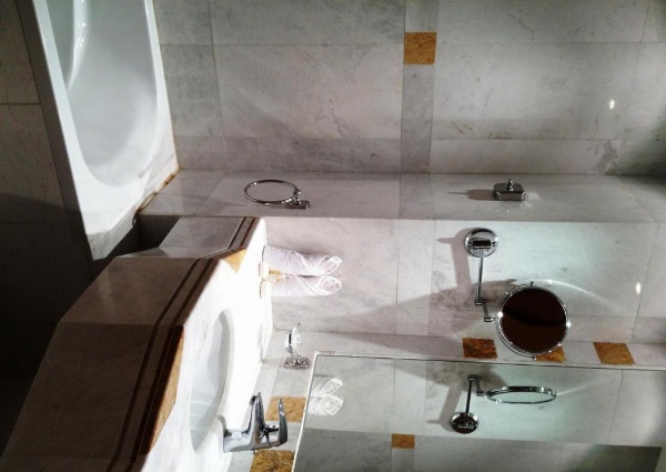 Montana Al Azizia Hotel image 17